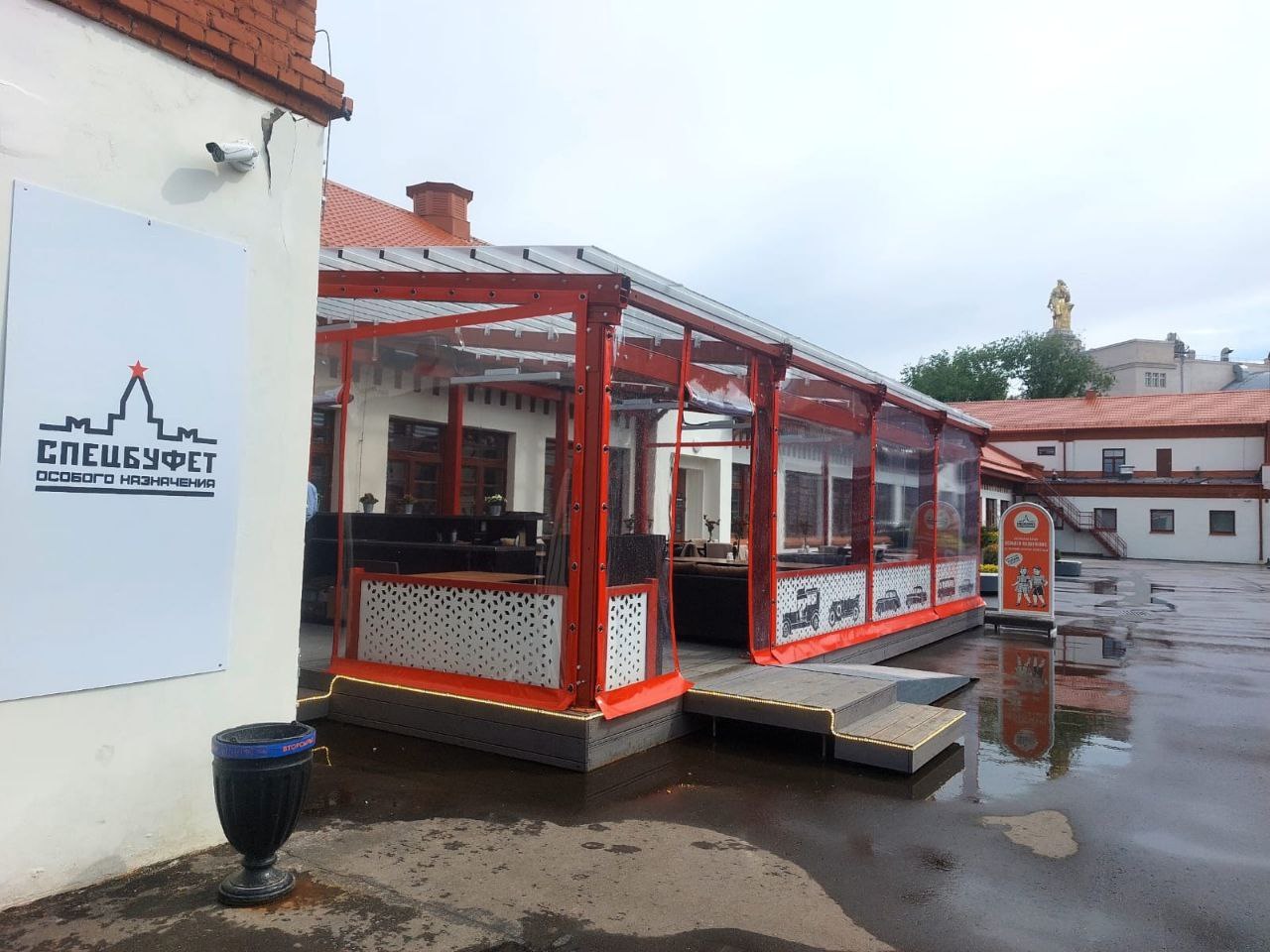 ПВХ шторы для летней террасы кафе в посёлке Сусанино